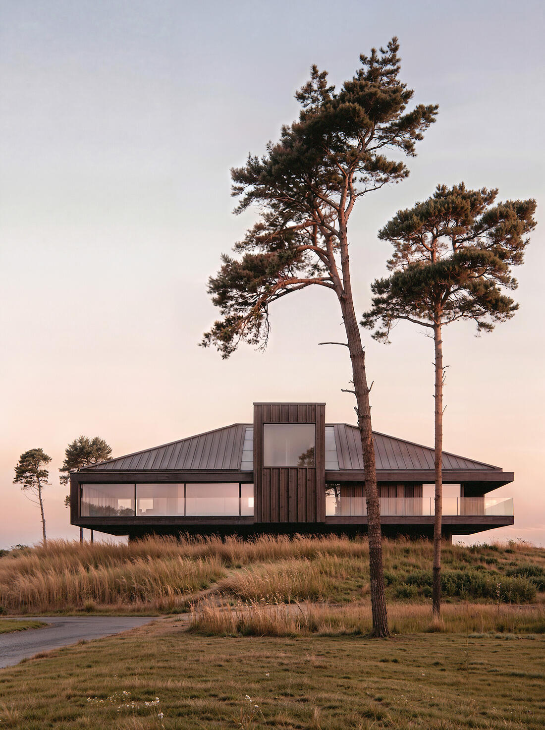 Architectural 3D visualization by Anton Konishchuk on CGAward
